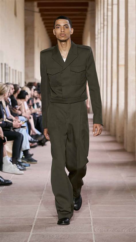 givenchy genser herre|givenchy ready to wear men.